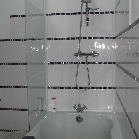 L'auvraire Отель типа 