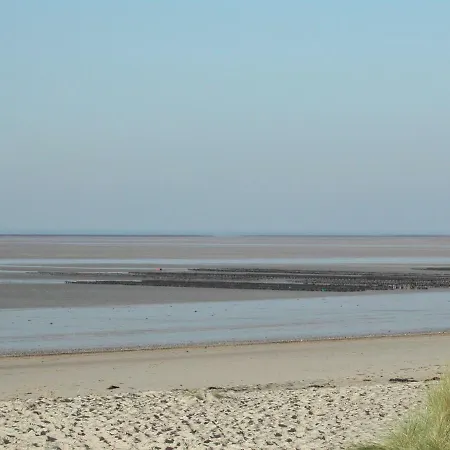 L'auvraire Отель типа 